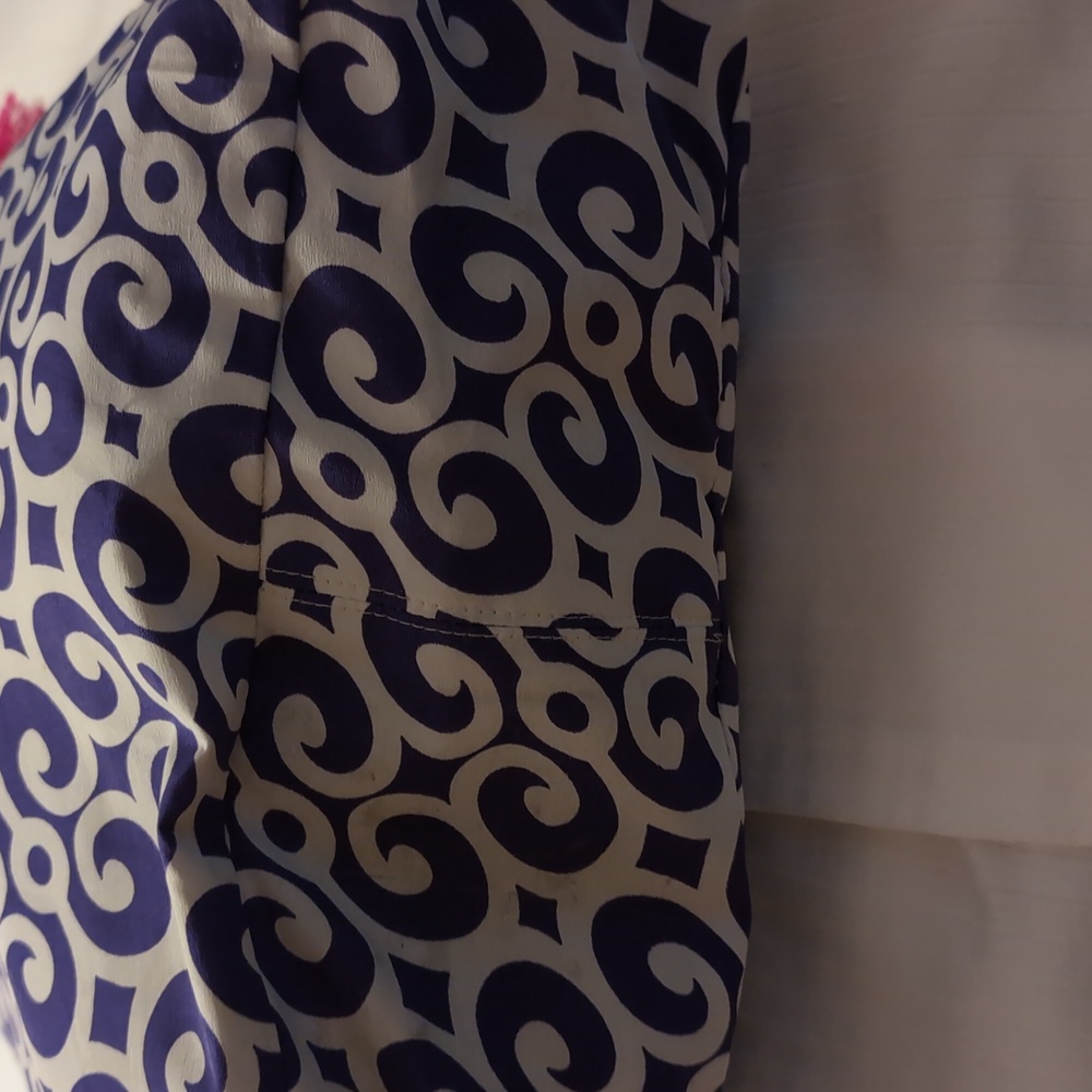 Buckhead Betties Large Tote - Picture 5 of 15